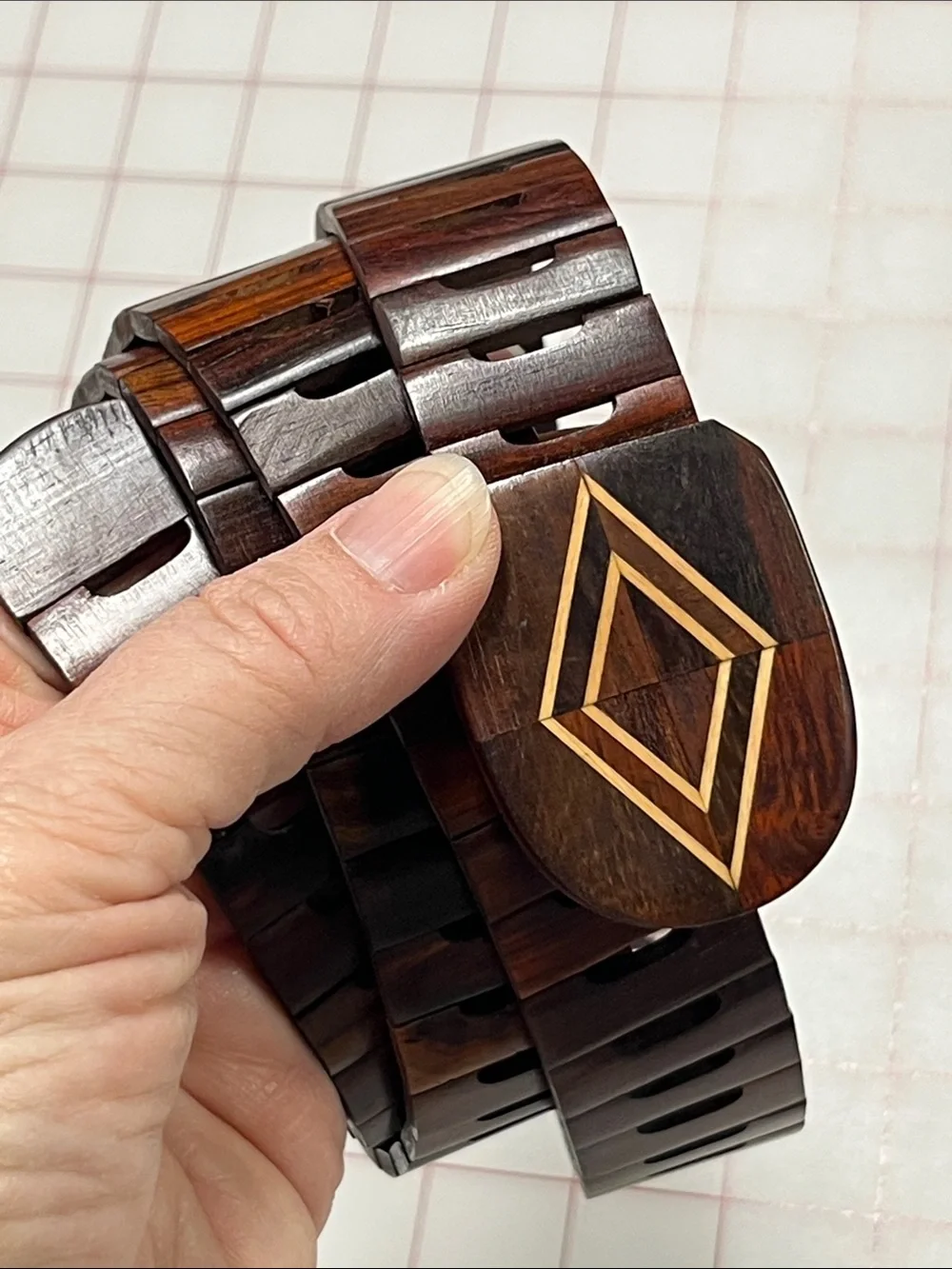UNIQUE Men's/Women's Brown Wooden Belt with Inlaid Geometric Buckle 40.5